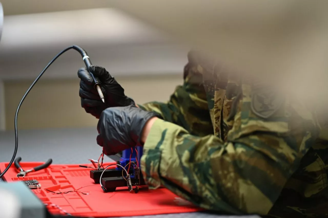 to-306-evt-paragi-1.000 Το 306 ΕΒΤ παράγει 1.000 drones τον χρόνο – «Άλμα στη νέα εποχή» για τις Ένοπλες Δυνάμεις