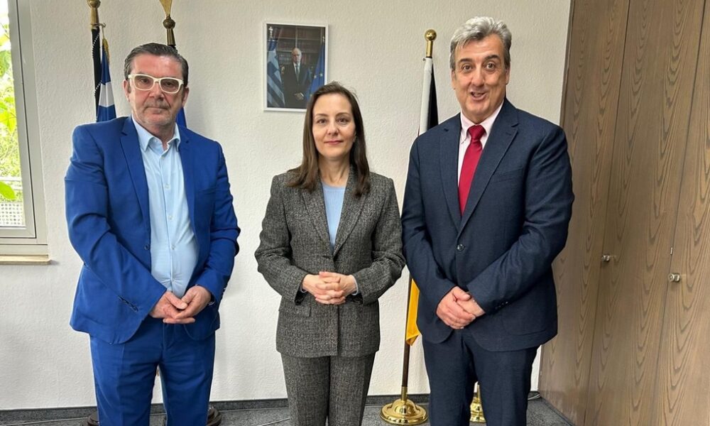 Το Γενικό Προξενείο της Στουτγάρδης επισκέφθηκε κλιμάκιο του ΠΑΣΟΚ