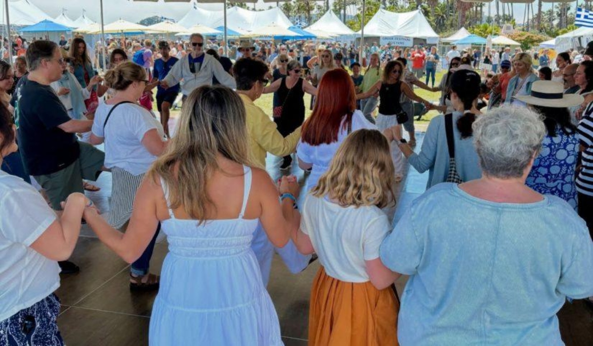 ton-dekapentavgousto-to-elliniko-festival Τον Δεκαπενταύγουστο το ελληνικό φεστιβάλ στη Σάντα Μπάρμπαρα