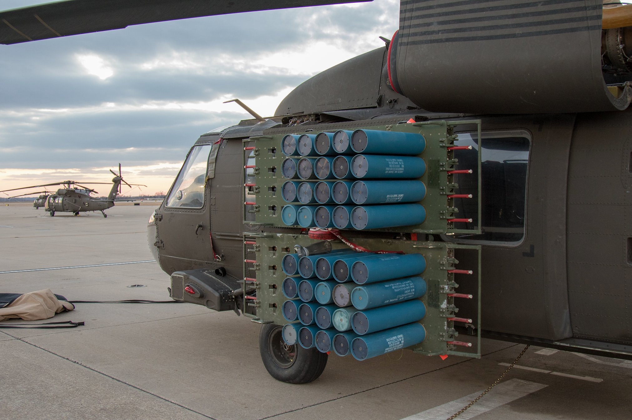UH-60_Blackhawk_with_Volcano_mine_system-1