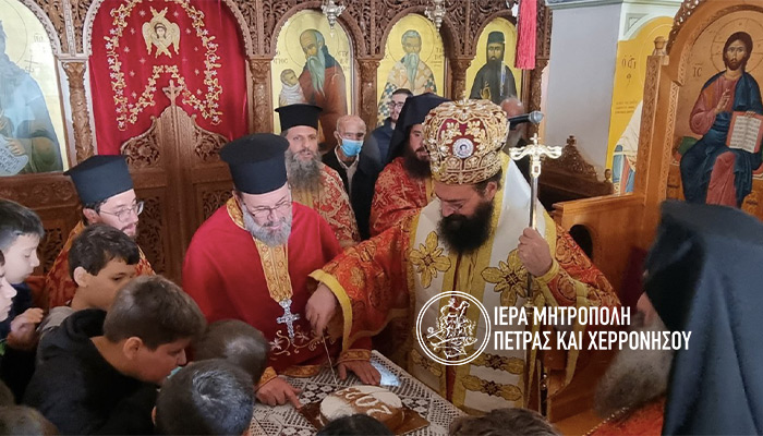 1-139 Ο Μητροπολίτης Πέτρας στον Ιερό Ναό της Θείας Μεταμορφώσεως στο Πισκοπιανό Χερσονήσου
