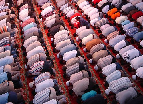 1.300-nekroὶ-eἰs-tὴn-mekkan 1.300 νεκροὶ εἰς τὴν Μέκκαν