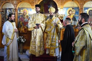 Νέος Διάκονος στη Μητρόπολη Μαρωνείας (ΦΩΤΟ)