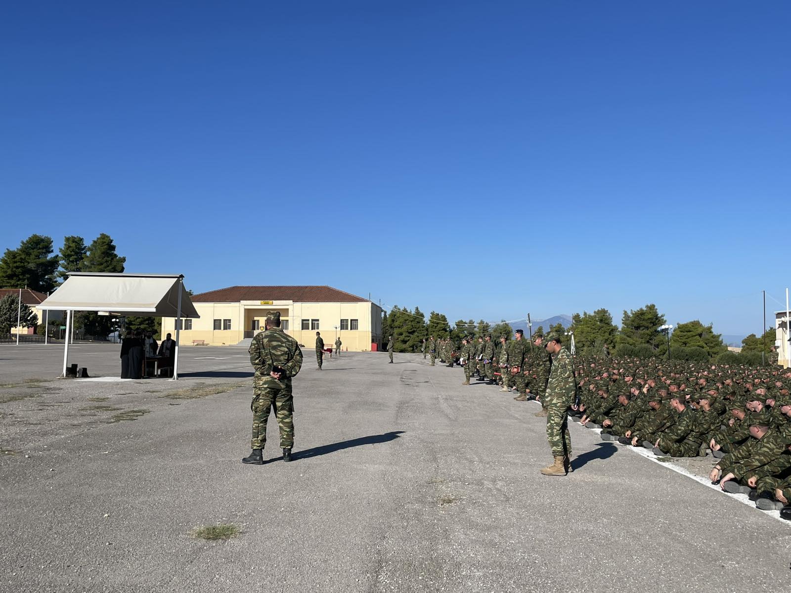 Αgiasmos-sto-kentro-ekpedefseos-pirovolikou Αγιασμός στο Κέντρο Εκπαιδεύσεως Πυροβολικού Θηβών