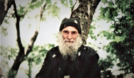 Άγιος Γαβριήλ ο διά Χριστόν σαλός, Aν δεν εκτιμάς αυτά που σου έδωσε ο Κύριος, θα σου τα πάρει πίσω!