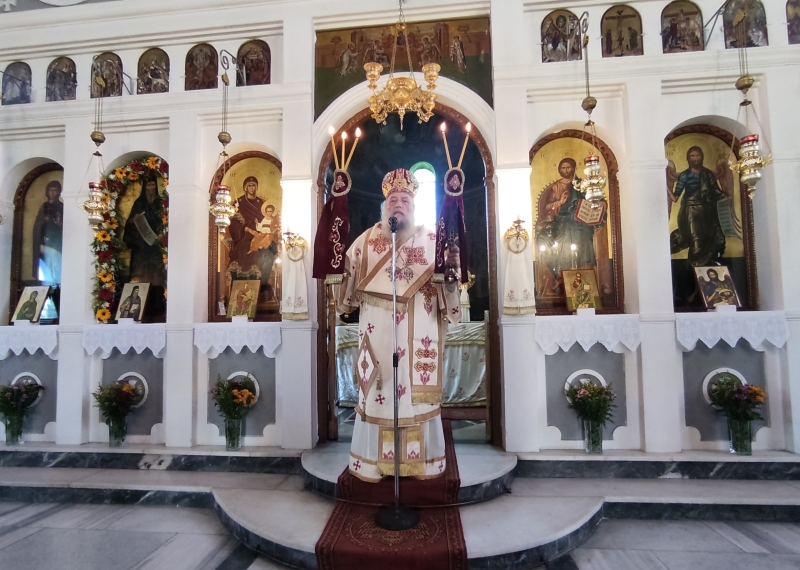 Αrchieratiki-thia-litourgia-sto-glinado Αρχιερατική Θεία Λειτουργία στο Γλινάδο της Νάξου