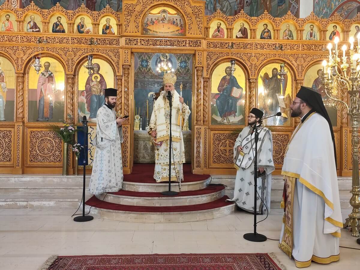 Αρχιερατική Θεία Λειτουργία στον Ι. Ν. Αγίου Νικολάου Καρδίτσης
