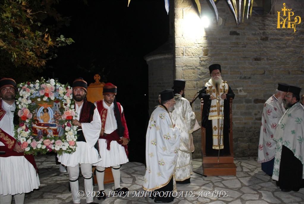 Άρτης Καλλίνικος: «Όποιος έχει μάνα την Παναγία δεν ορφανεύει ποτέ»