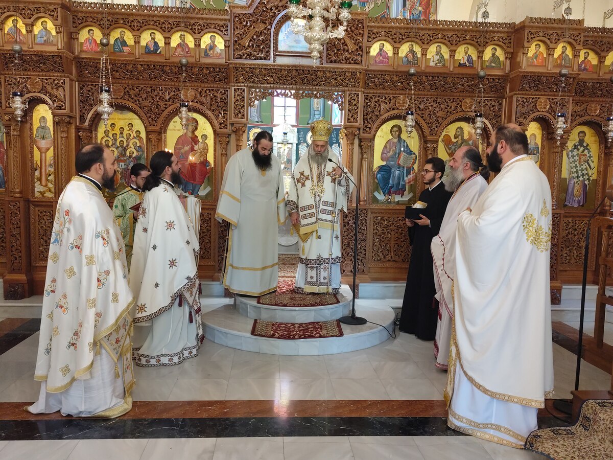 chirotonia-neou-diakonou-apo-ton Χειροτονία νέου Διακόνου από τον Μητροπολίτη Θεσσαλιώτιδος