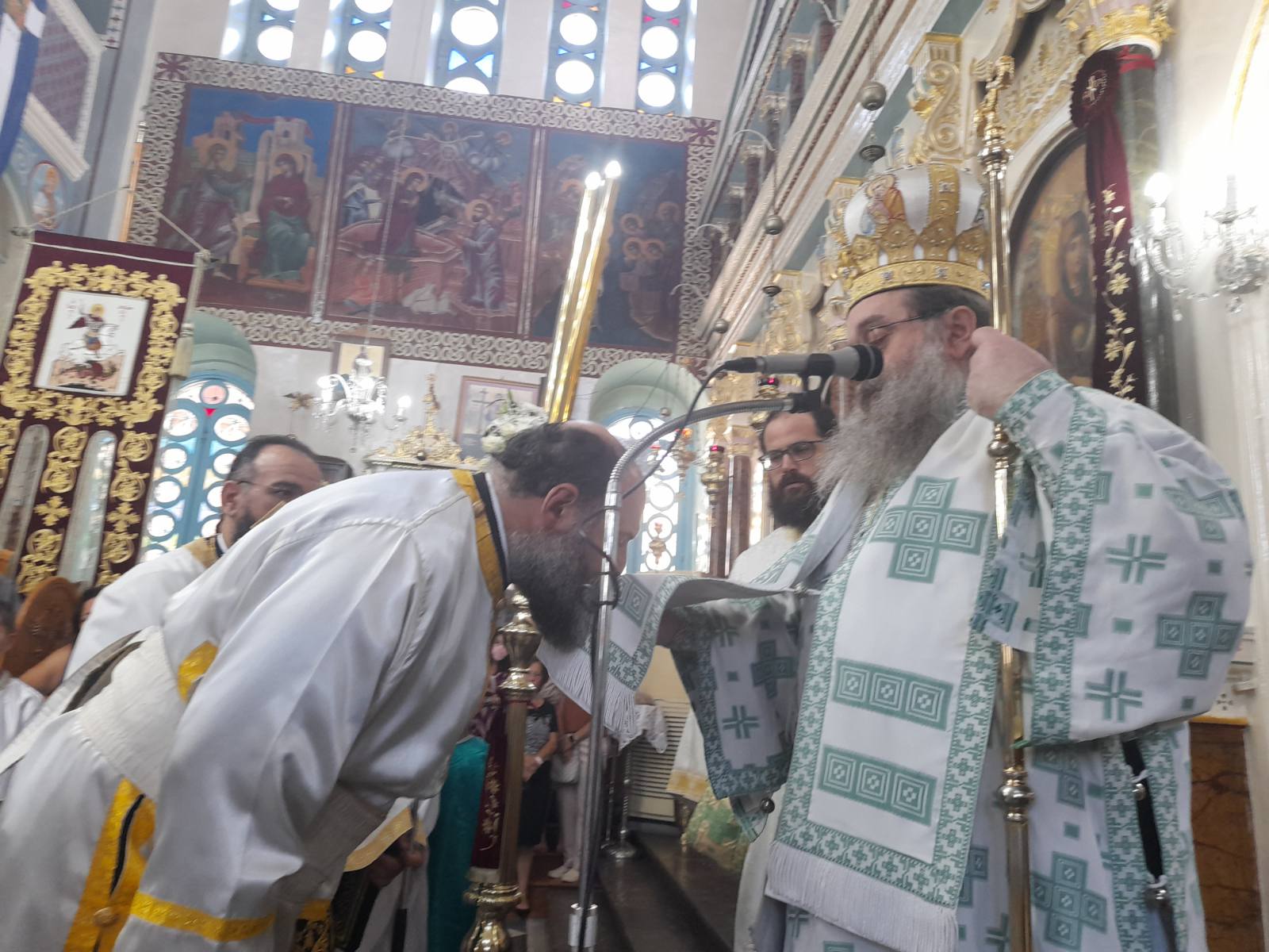 chirotonia-neou-klirikou-stin-i Χειροτονία νέου Κληρικού στην Ι. Μητρόπολη Χίου