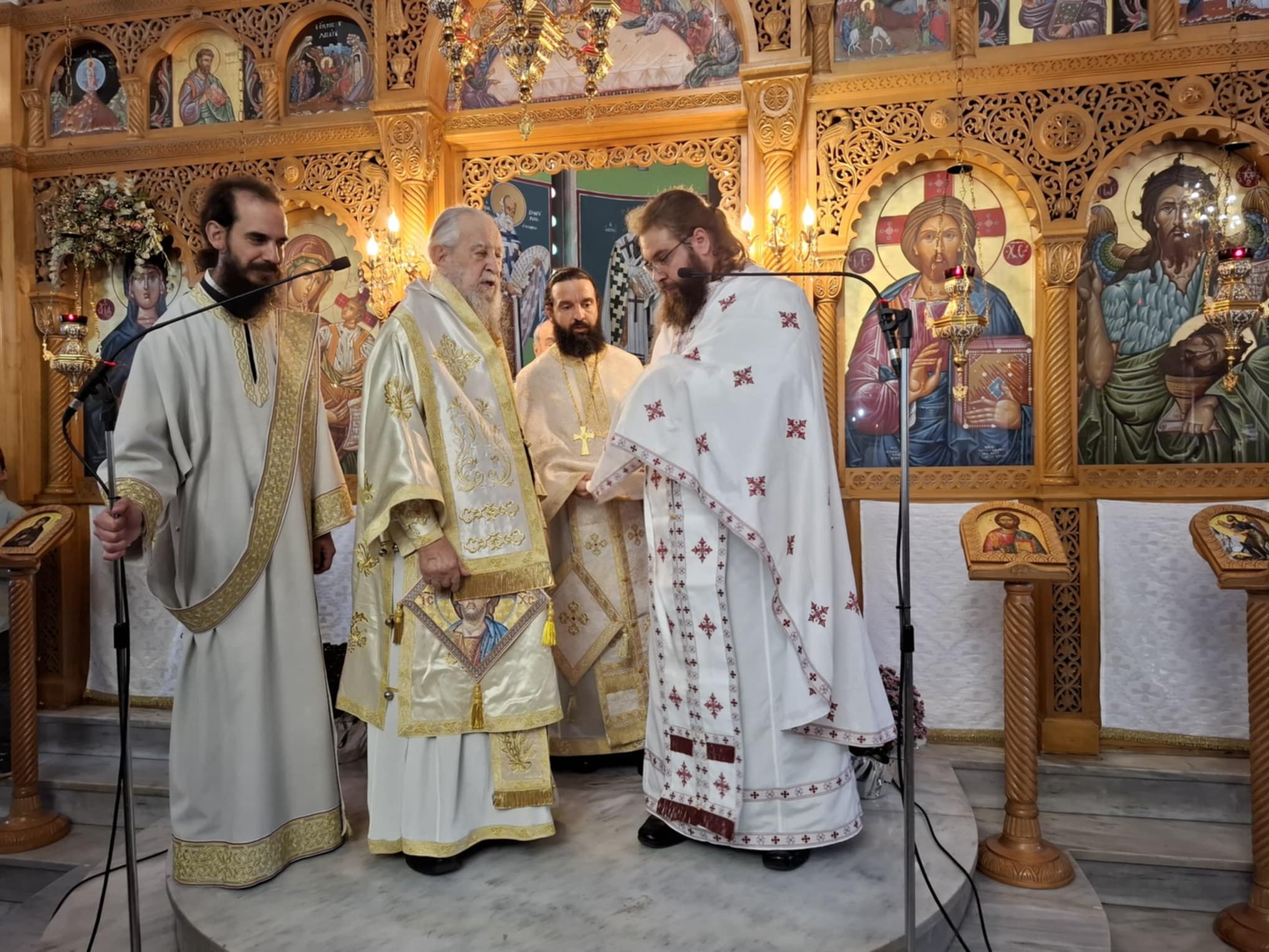 chirotonia-presviterou-telese-o-mitropolitis Χειροτονία Πρεσβυτέρου τέλεσε ο Μητροπολίτης Καρυστίας και Σκύρου