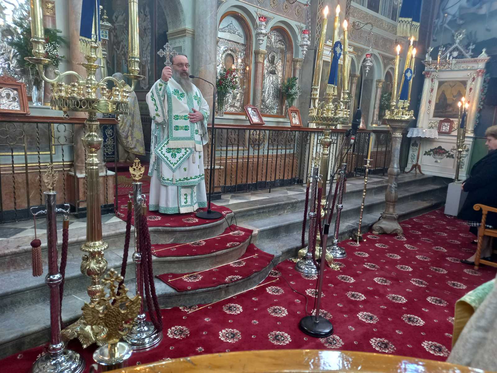 christougenna-sta-sinora-tou-Αrchipelagous