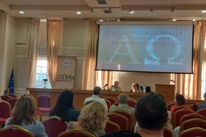 deltio-tipou-omilia-apo-tin Δελτίο Τύπου: Ομιλία από την ΕΡΩ στην Λέσβο με θέμα: «Η διαχρονική παρουσία και σημασία της Ελληνικής Γλώσσας»