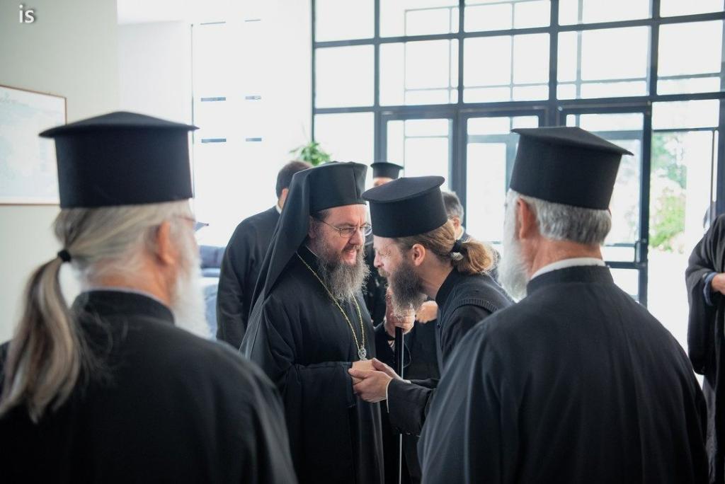 Οι Κληρικοί της Δημητριάδος υποδέχθηκαν τον νέο Μητροπολίτη Αιτωλίας & Ακαρνανίας Δαμασκηνό – 1η Ιερατική Σύναξη στον Βόλο