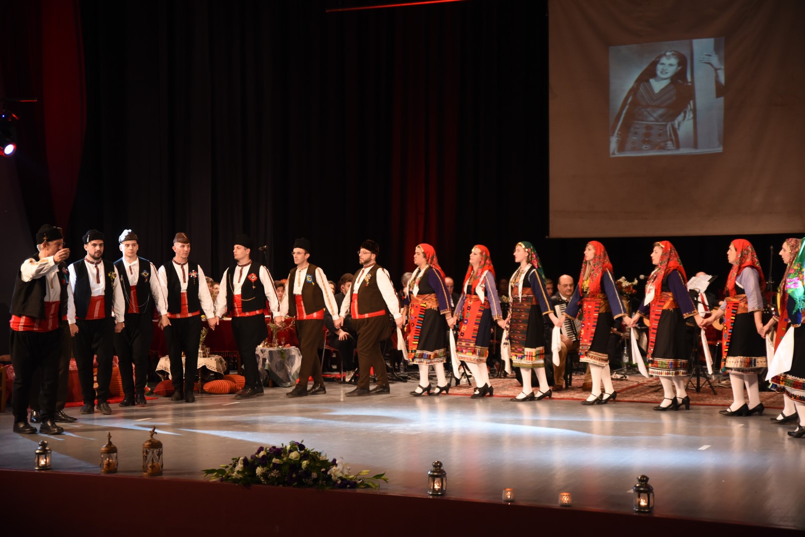 Μουσικοχορευτική εκδήλωση για την 50ετία του Ι.N. Αγίων Αποστόλων Πέτρου και Παύλου Γιαννιτσών