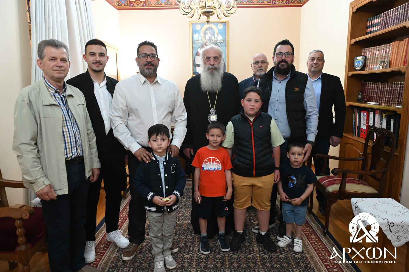 efches-ston-eortazonta-mitropoliti-mantinias Ευχές στον εορτάζοντα Μητροπολίτη Μαντινείας και Κυνουρίας Επιφάνιο