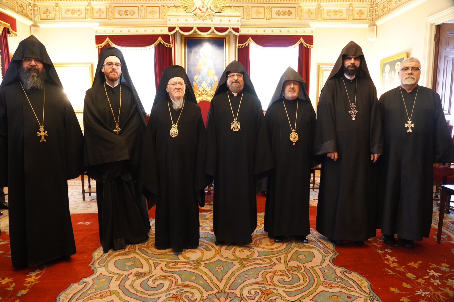 efches-tou-ikoumenikou-patriarchi-pros