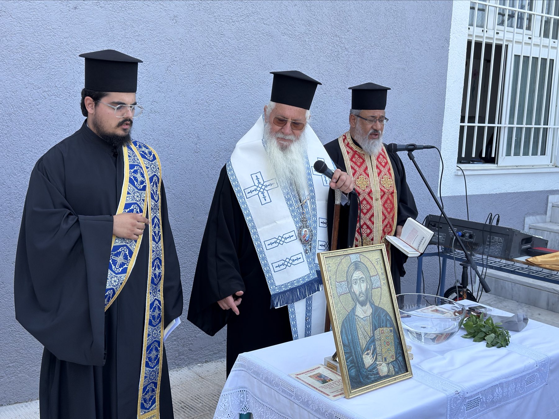 ekdilosi-mnimis-gia-tous-apagchonisthentes