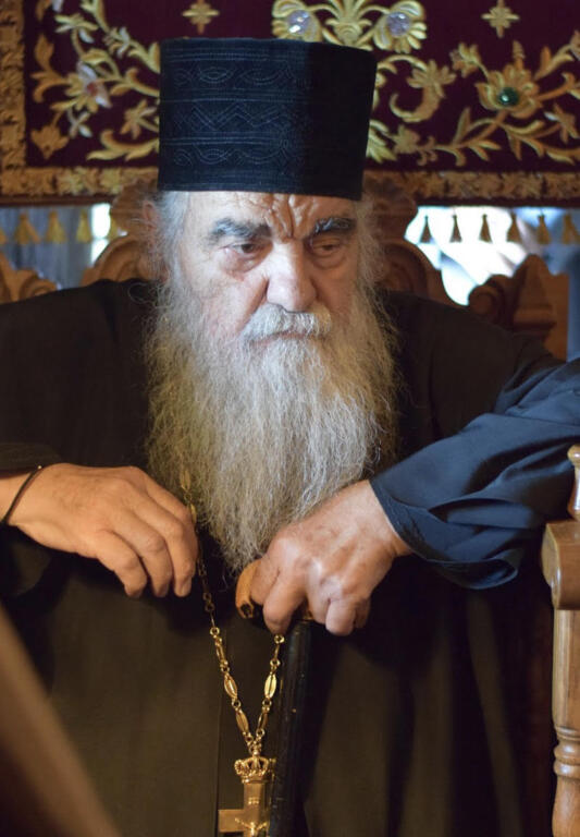 ekimithi-mia-thriliki-ke-agia Εκοιμήθη μία θρυλική και αγία μορφή των Μετεώρων: ο Προηγούμενος της Ι.Μ. Βαρλαάμ Γέροντας Ισίδωρος