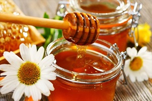 elliniko-meli-vs-Manuka-pio