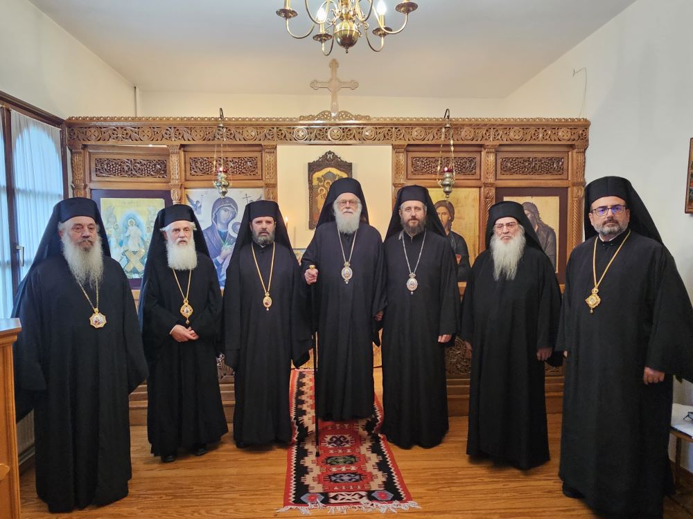 enthronisi-tou-neou-mitropoliti-veratiou Ενθρόνιση του νέου Μητροπολίτη Βερατίου, Αυλώνος και Κανίνης κ. Αστίου