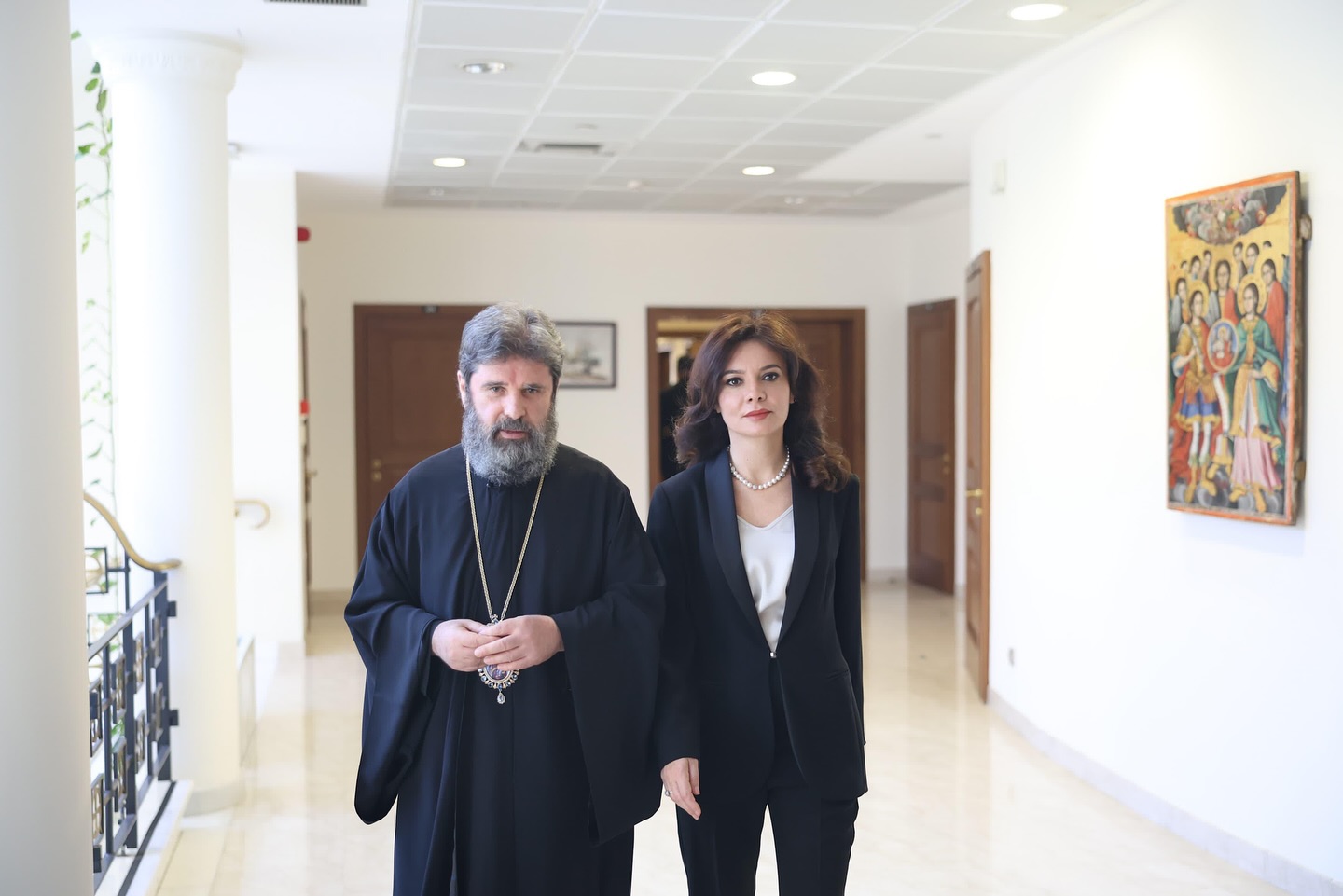 episkepsi-tis-proedrou-tis-Αlvanikis Επίσκεψη της Προέδρου της Αλβανικής Βουλής στον Αρχιεπίσκοπο Αλβανίας