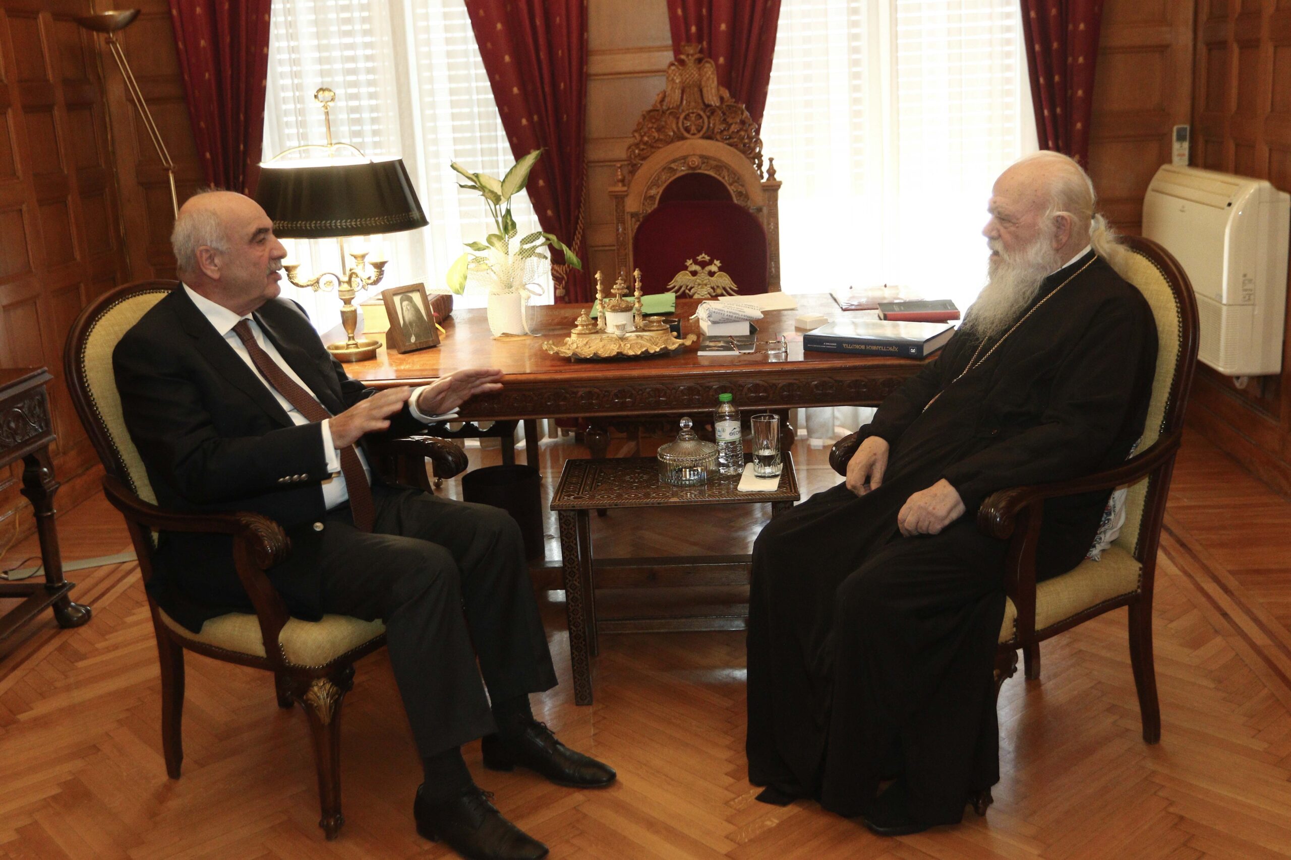 episkepsi-tou-evrovoulefti-tis-n.d Επίσκεψη του Ευρωβουλευτή της Ν.Δ. Βαγγέλη Μεϊμαράκη στον Αρχιεπίσκοπο