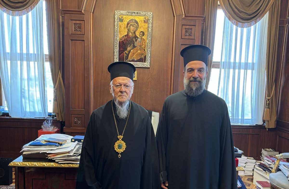 episkepsi-tou-mitropolitou-thiras-Αmfilochiou Επίσκεψη του Μητροπολίτου Θήρας Αμφιλοχίου στο Οικουμενικό Πατριαρχείο