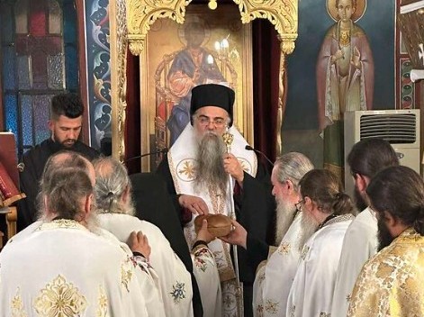 esperinos-apo-ton-episkopo-Αlmopias Εσπερινός από τον Επίσκοπο Αλμωπίας στo παρεκκλήσιο του Αγίου Καλλινίκου Μεσημερίου