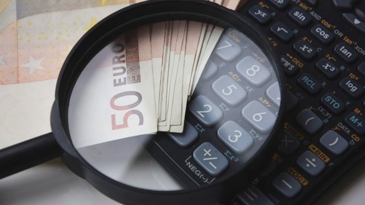 Eurostat-megali-miosi-tou-plithorismou
