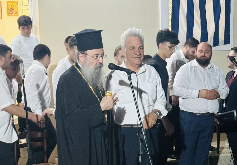 faros-fotinos-to-Ἐkklisiastiko-likio Φάρος φωτεινός τό Ἐκκλησιαστικό Λύκειο Πατρῶν