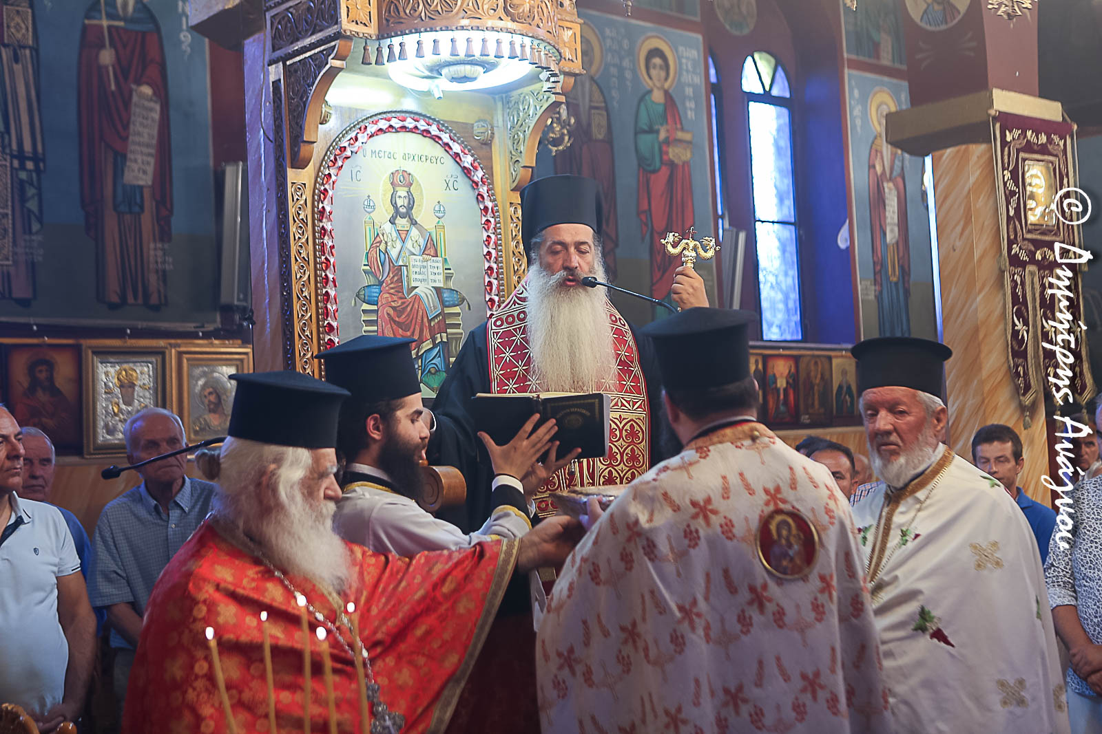 fthiotidos-simeon-Αnigete-tin-kardia Φθιώτιδος Συμεών: «Ανοίγετε την καρδιά σας στην Αγία Παρασκευή»