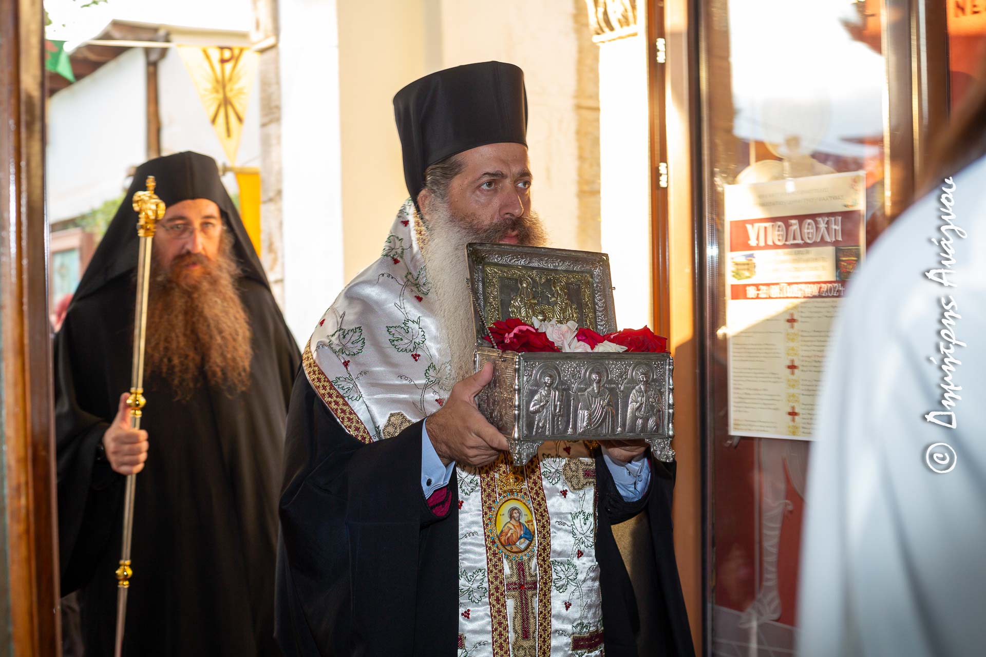 i-elatia-ipodechthike-tin-timia Η Ελάτεια υποδέχθηκε την Τιμία Κάρα του Οσίου Στυλιανού