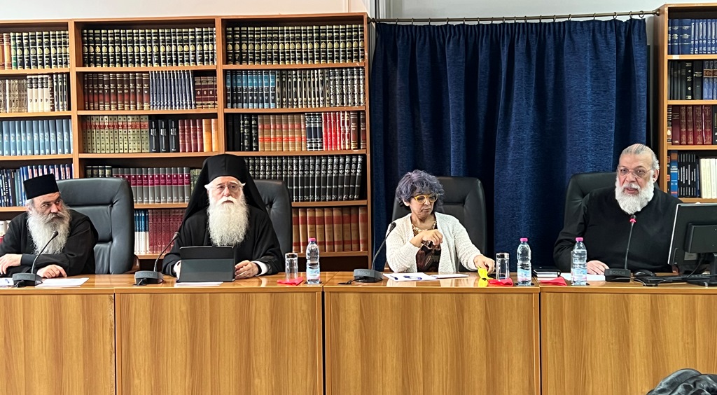 i-endoikogeniaki-via-sto-epikentro Η ενδοοικογενειακή βία στο επίκεντρο της Ιερατικής Σύναξης της Ι. Μ. Δημητριάδος