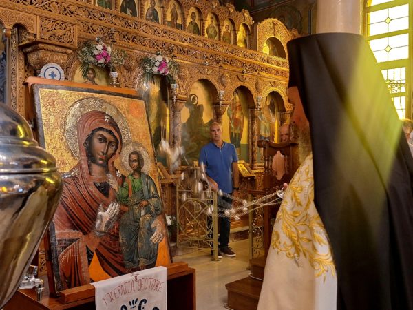 i-eorti-tis-kimiseos-theotokou Η εορτή της Κοιμήσεως Θεοτόκου στη Σάρτη Χαλκιδικής