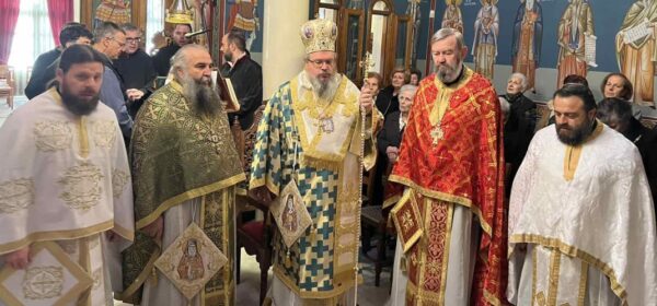 i-eorti-tou-Αgiou-nektariou-1 Η εορτή του Αγίου Νεκταρίου στο ομώνυμο Ιερό Παρεκκλήσιο στη Νίκαια