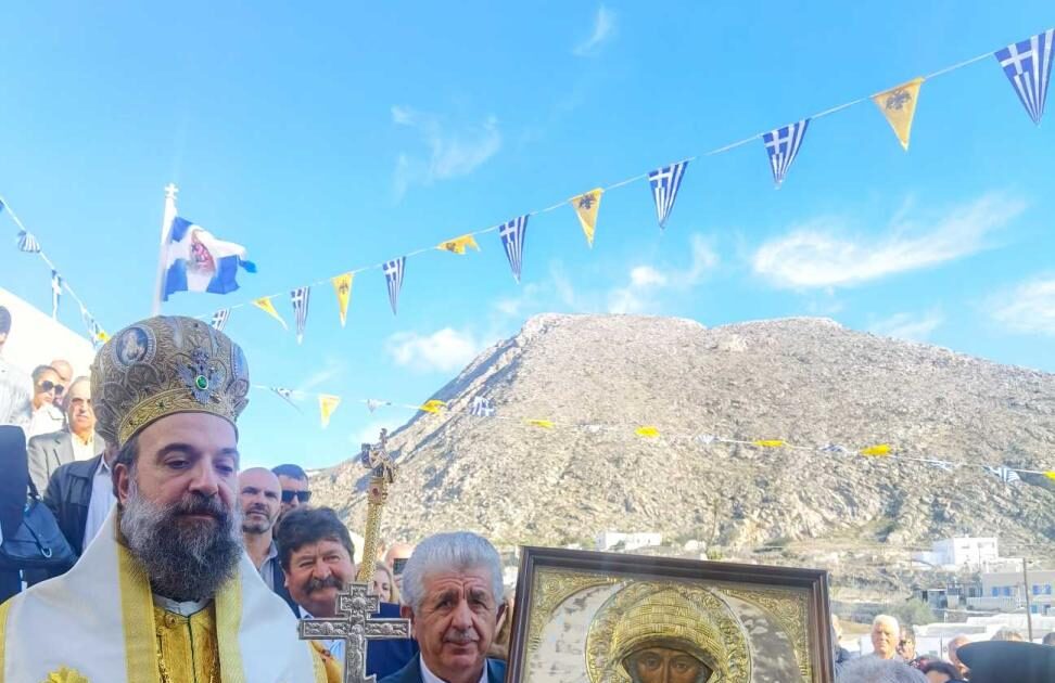i-eorti-tou-Αgiou-spiridonos Η εορτή του Αγίου Σπυρίδωνος στη Σαντορίνη