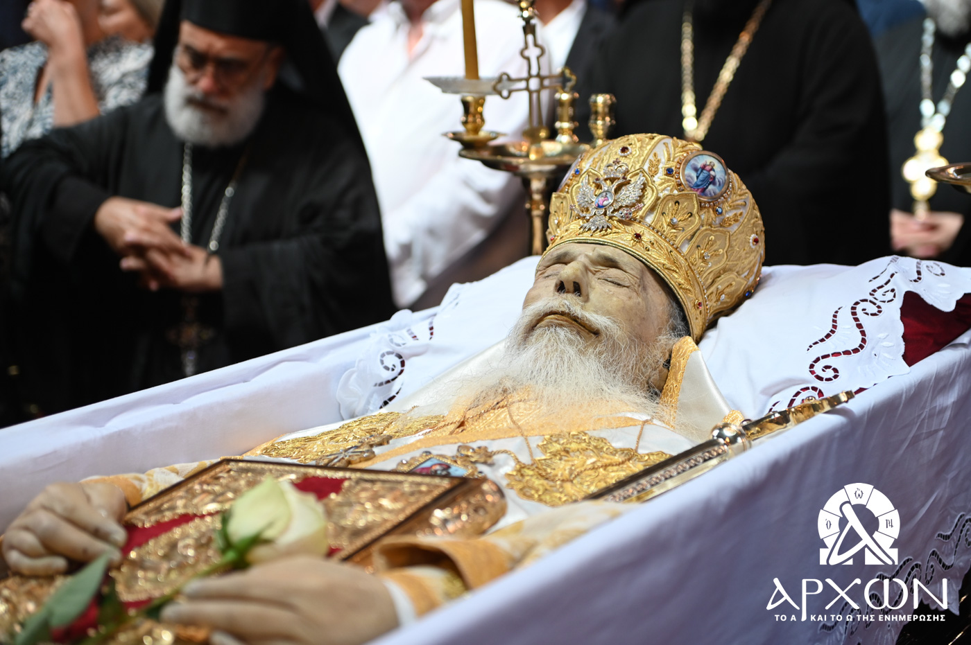 Η Εξόδιος Ακολουθία του μακαριστού Μητροπολίτη Κορίνθου Διονυσίου