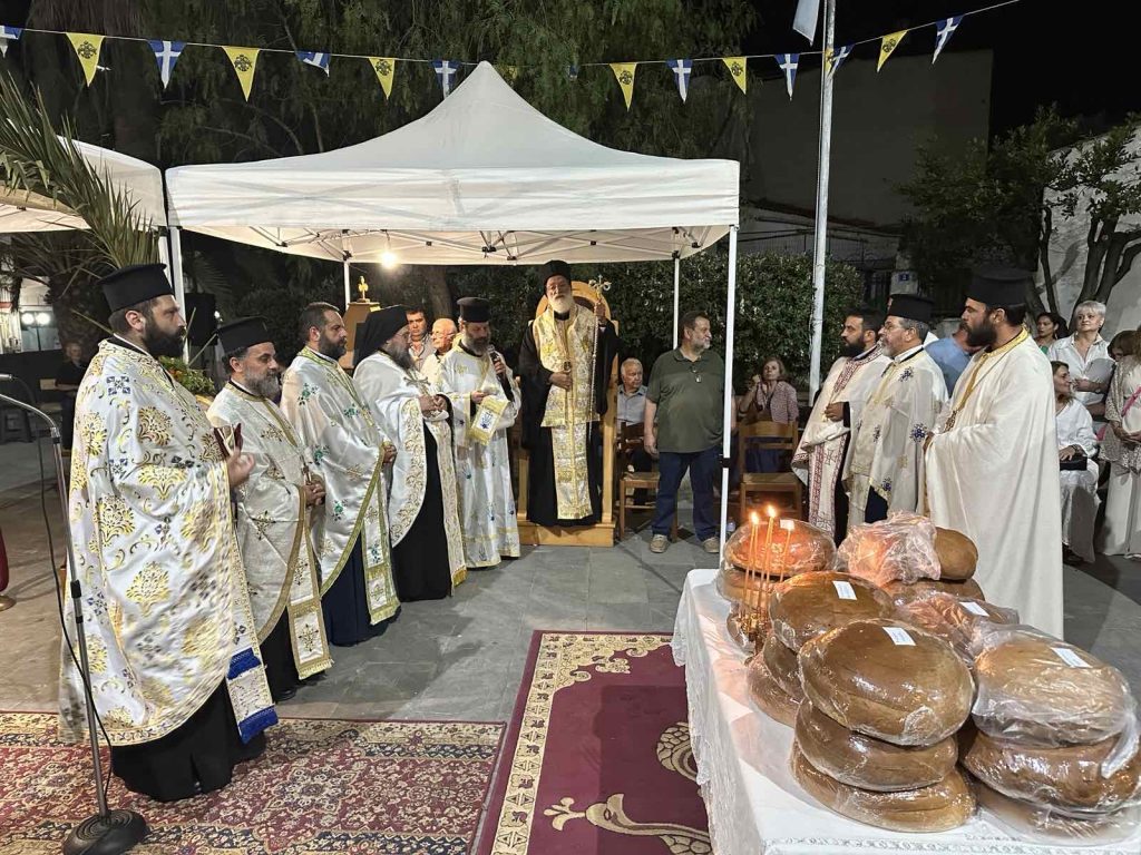 i-panigiri-tou-ierou-kathedrikou Η πανήγυρη του Ιερού Καθεδρικού Ναού Μεταμορφώσεως του Σωτήρος στο Αρκαλοχώρι