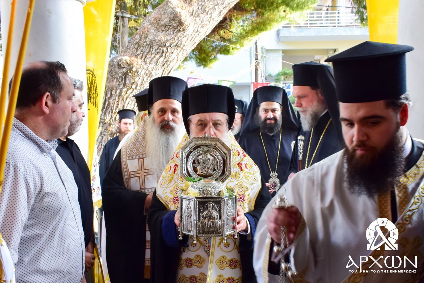 i-panigiris-ton-protokorifeon-Αpostolon Η Πανήγυρις των πρωτοκορυφαίων Αποστόλων Πέτρου και Παύλου στην Πεύκη Αττικής
