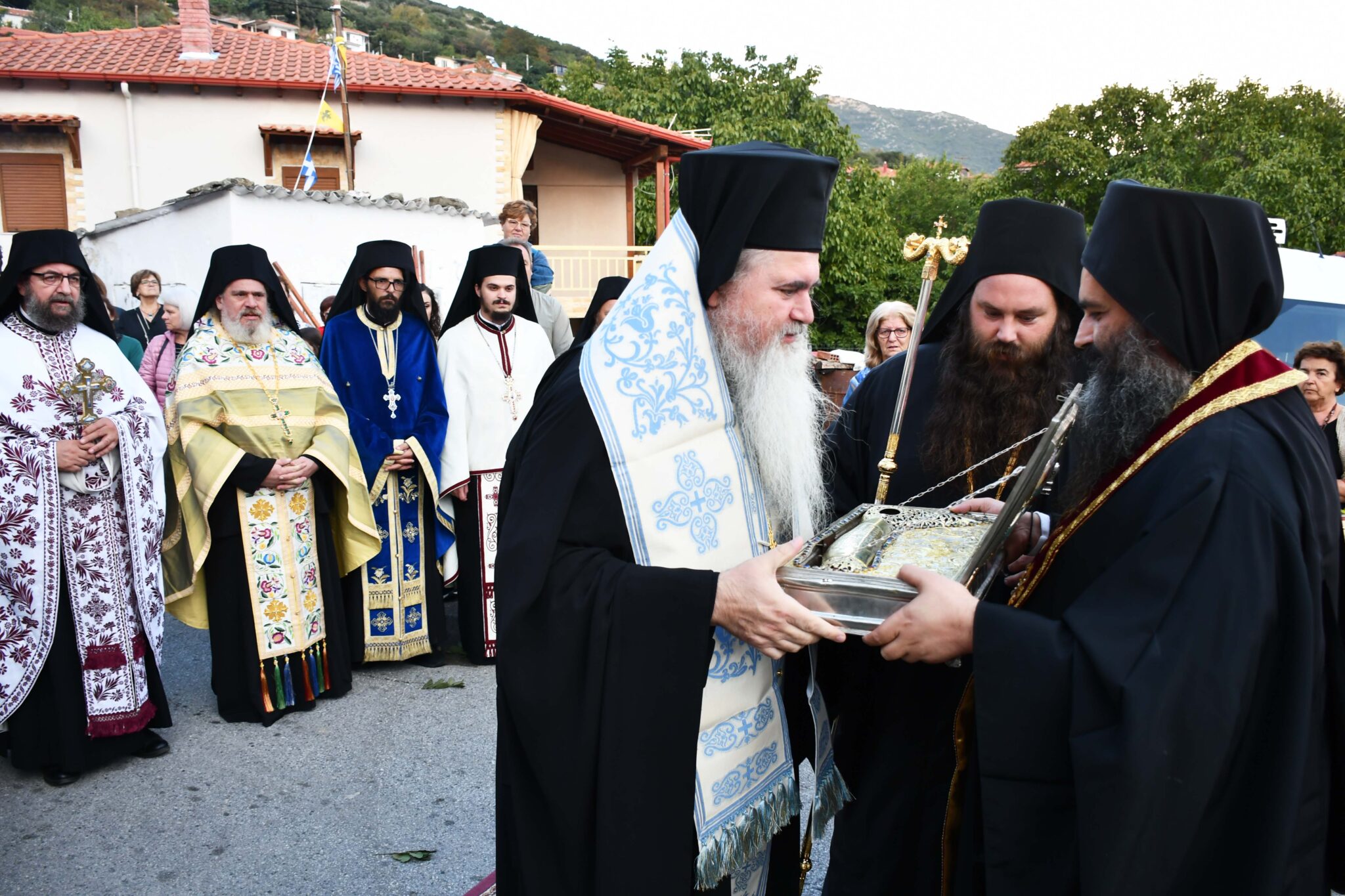 Η Περιστερά υποδέχθηκε το χαριτόβρυτο Ι. Λείψανο της Αγίας Θεοπρομήτορος Άννης