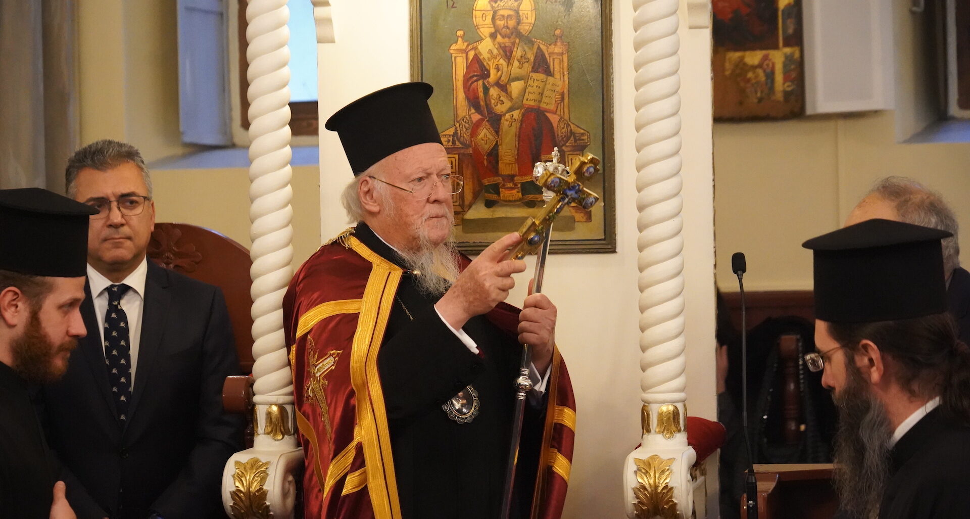 ik.-patriarchis-i-parousia-ton Οικ. Πατριάρχης: “Η παρουσία των προσκυνητών μας ενισχύει στον αγώνα μας”