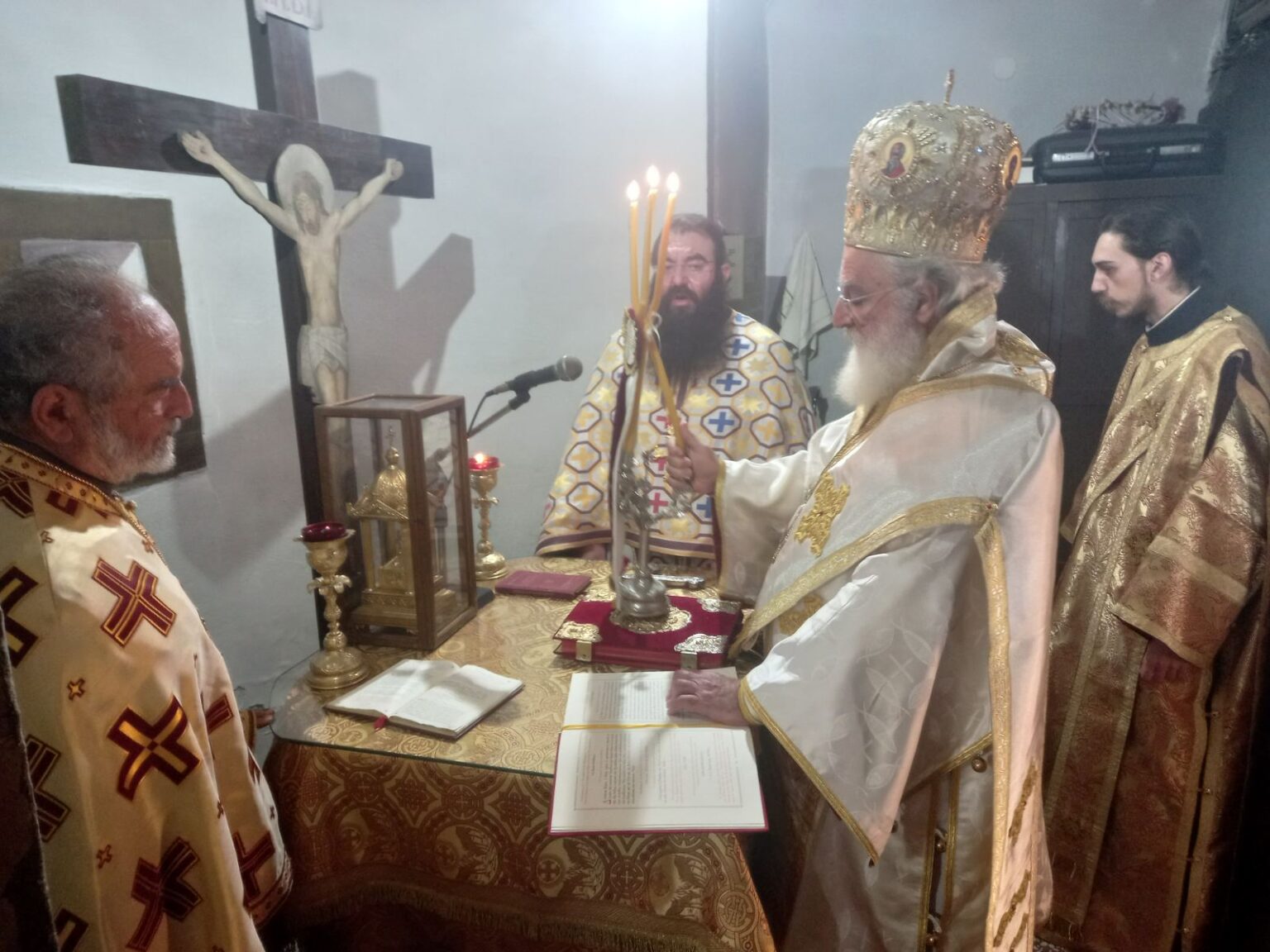 IMG-093dcb07e5173685a9b163be816aac46-V-1536x1152-1 Αρκαλοχωρίου Ανδρέας: Ο άλλος, ο αδελφός μου γίνεται ο παράδεισος μου ή η κόλαση μου