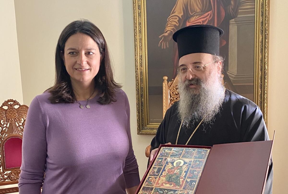 IMG-59169040fe595451adca8f3e30fe29c7-V-e1668791245551 H Υπουργός Παιδείας και Θρησκευμάτων στον Μητροπολίτη Πατρών