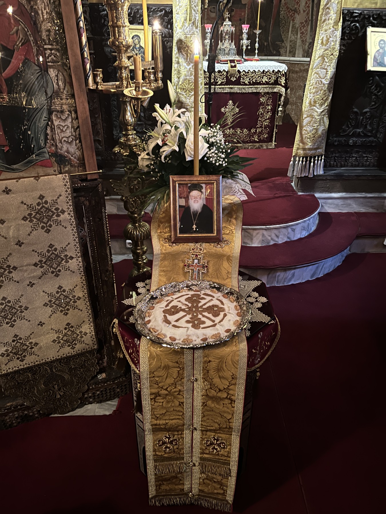 10ετές Μνημόσυνο του μακαριστού π. Θεοφίλου, Γέροντος της Ορθοδόξου Χριστιανικής Αδελφότητος «Αγία Λυδία» στήν Ι. Μ. Αγίας Τριάδας Σπαρμου