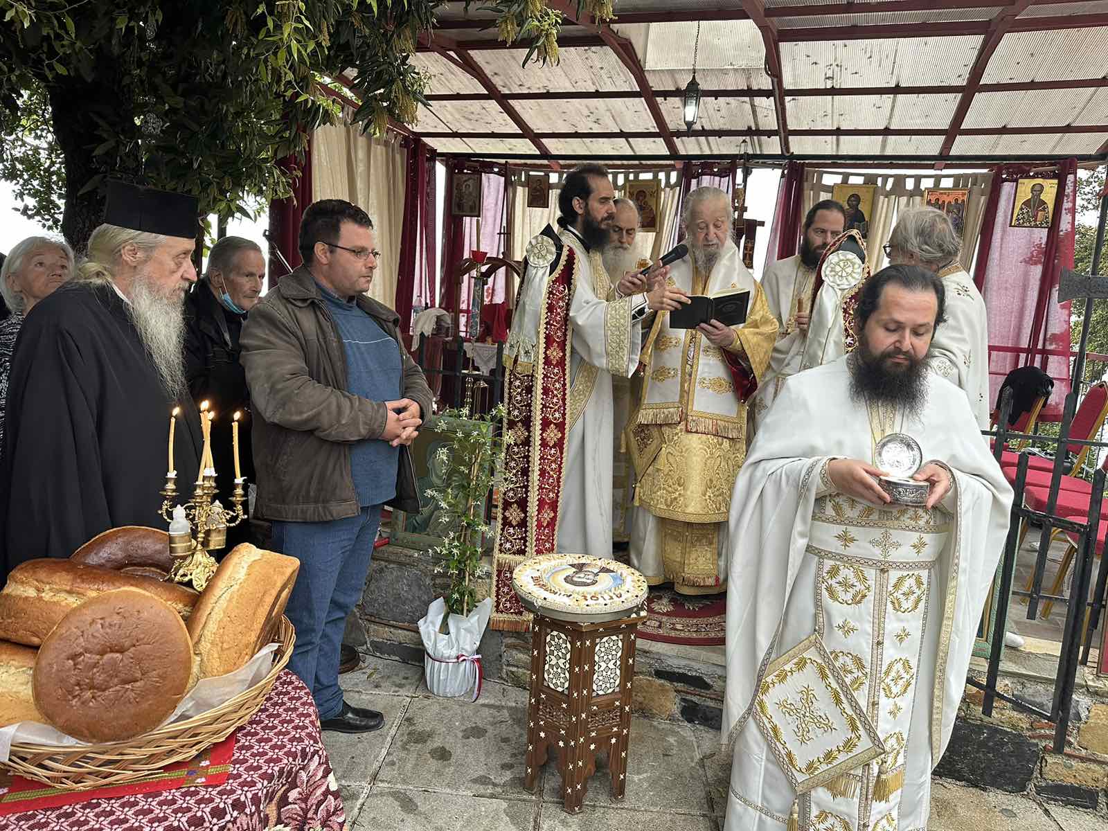 Η Εορτή του Αγίου Νικολάου εν Βουνένοις στο Όρος των Διρφύων