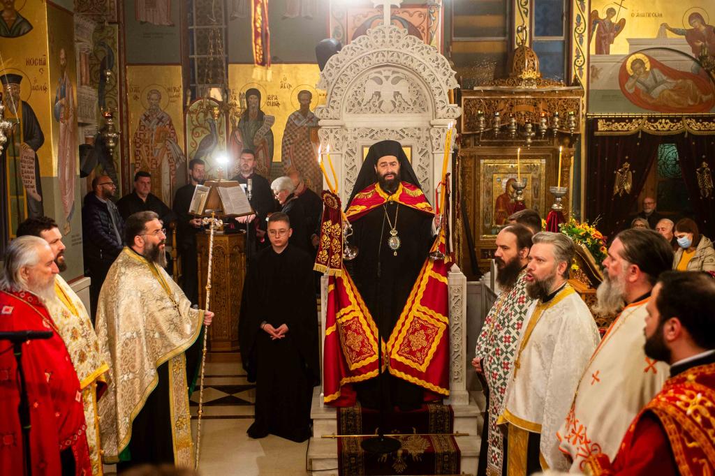 ipodochi-tis-panagias-tricherousas-apo Υποδοχή της Παναγίας Τριχερούσας από την Μεσσηνία στην Πεύκη Αττικής.