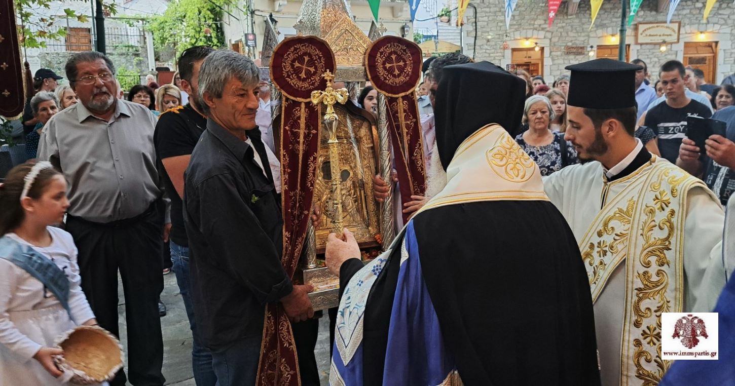 ipodochi-tis-thavmatourgou-ikonas-tis Υποδοχή της θαυματουργού Εικόνας της Παναγίας Έλωνας στον γραφικό Κοσμά Αρκαδίας