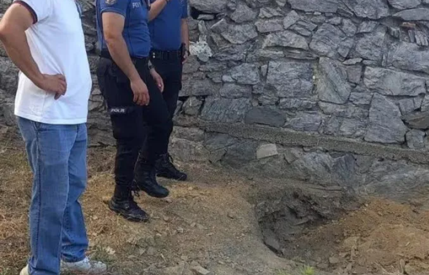 konstantinoupoli-vevilosan-orthodoxo-kimitirio-stin Κωνσταντινούπολη: Βεβήλωσαν Ορθόδοξο Κοιμητήριο στην κοινότητα Ταταούλων