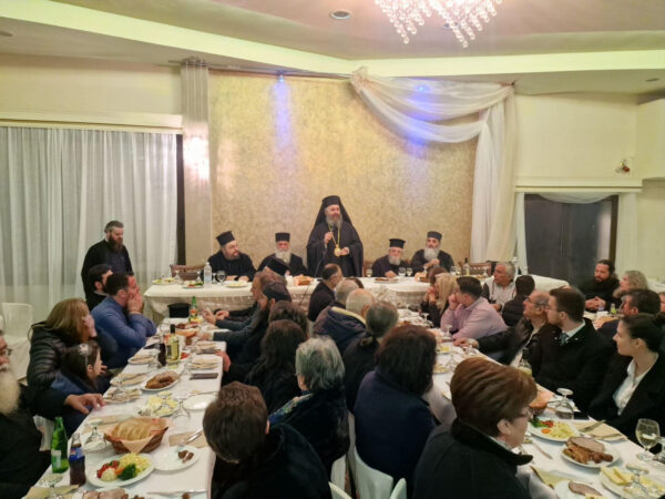 kopi-vasilopitas-tis-mitropolis-florinis Κοπή Βασιλόπιτας της Μητρόπολης Φλωρίνης